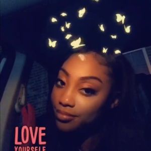 Meet your Posher, Danielle